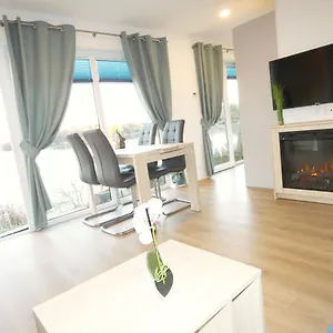 Am Chalet Wackersdorf
